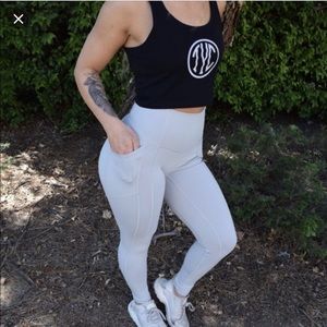 Til You Collapse heart booty leggings